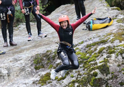 Canyoning dans les Hautes‑Pyrénées à Gavarnie 
