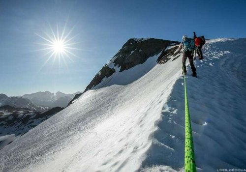 Initiation à l’alpinisme dans les Pyrénées en hiver
